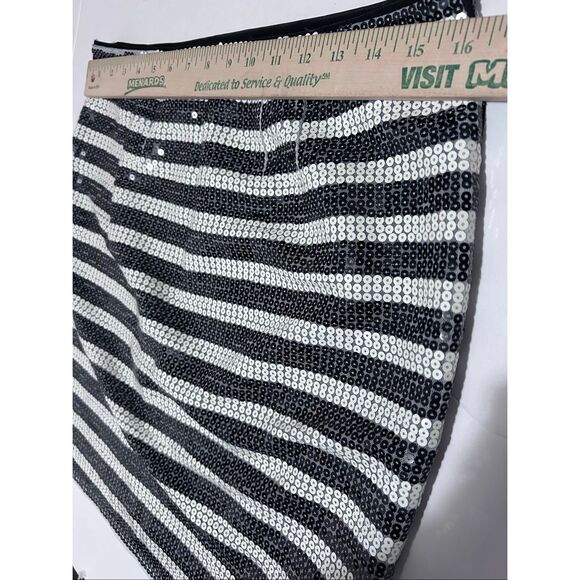WHBM Black White Stripe Sequin Mini Skirt Lined Size 6 Party Cocktail Holiday - Picture 8 of 9
